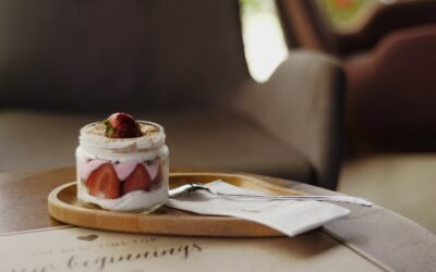 Strawberries with Sour Cream